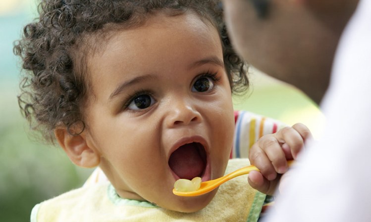 बच्चे के उम्र के अनुसार शिशु आहार - सात से नौ महीने 7 to nine month baby food